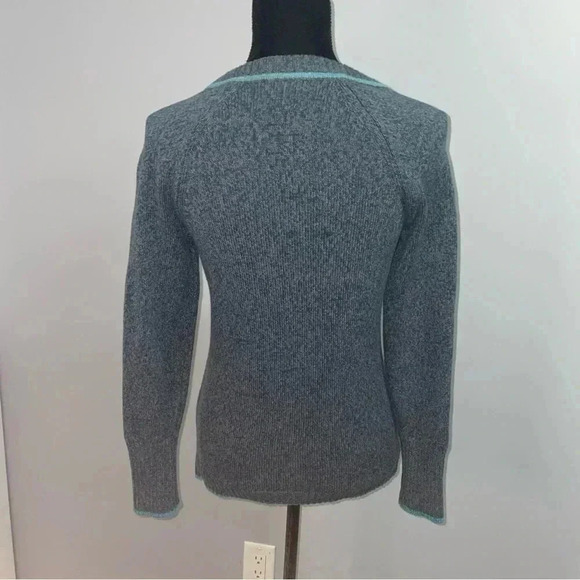 Eddie  Bauer Sweater - Picture 2 of 5